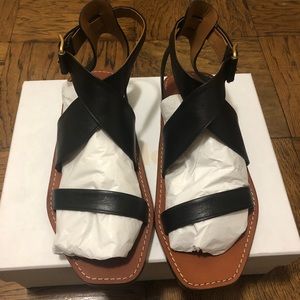 chloé virginia leather flat sandals